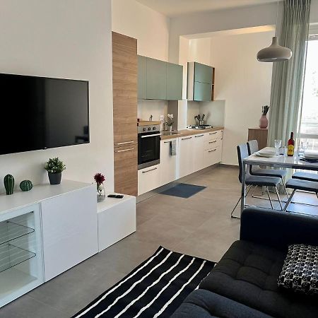 Cozy Apartment San Siro Milaan Buitenkant foto